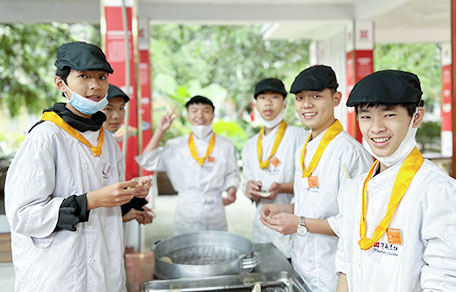 廣西華南學(xué)校校園生活