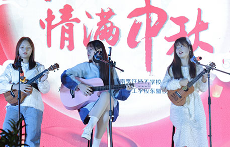 華南烹飪學(xué)校校園生活